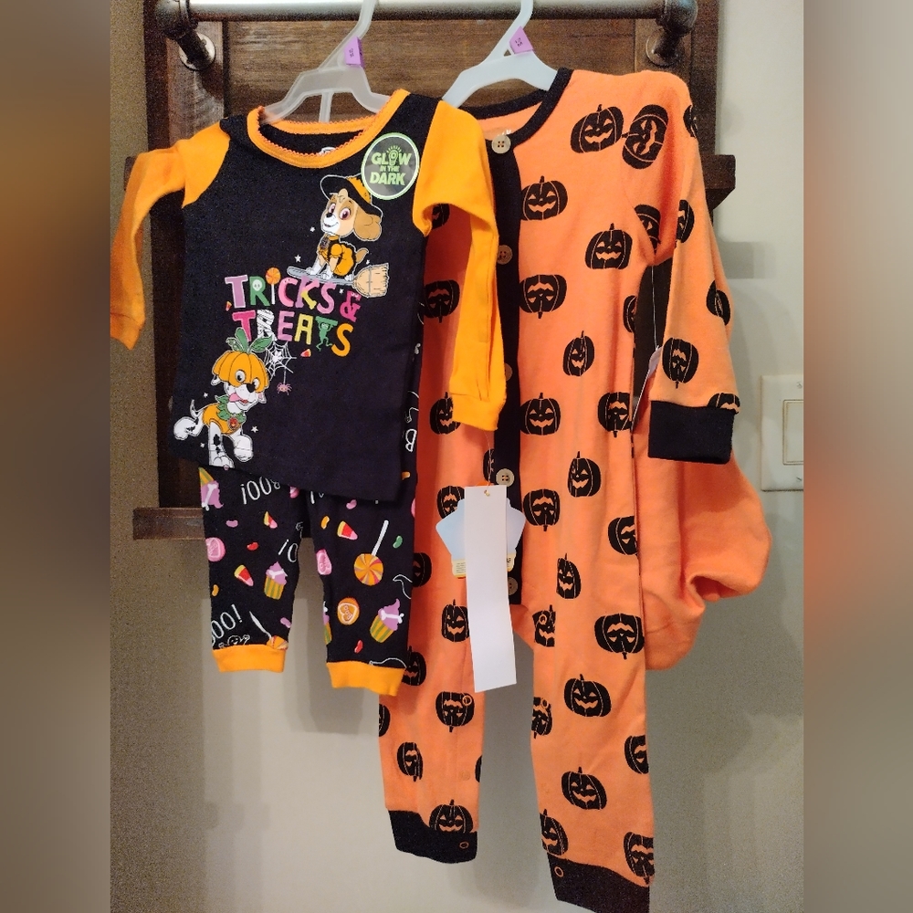 2) Paw Patrol Pumpkin Halloween Pajamas Baby 12M Pajama Set W/ Hat NWT
